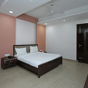 Spot On San Tower Hotel