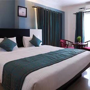 Aquarock Hotel